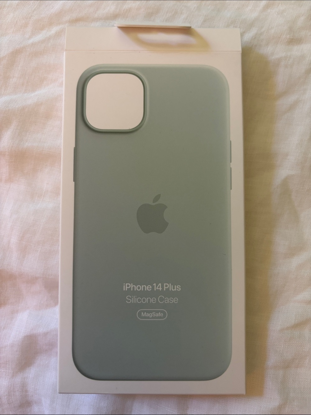 Apple Silicone iPhone 14 Plus Case - Picture 2 of 7